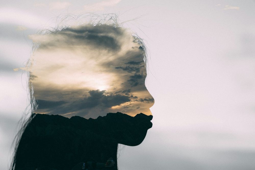 Early Signs of Psychosis: How to Help a Loved One During an Emerging Episode